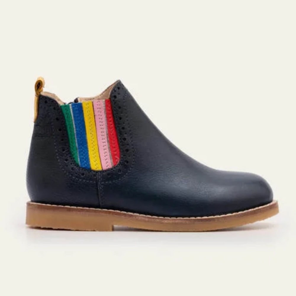 Chelsea boots, Size 1